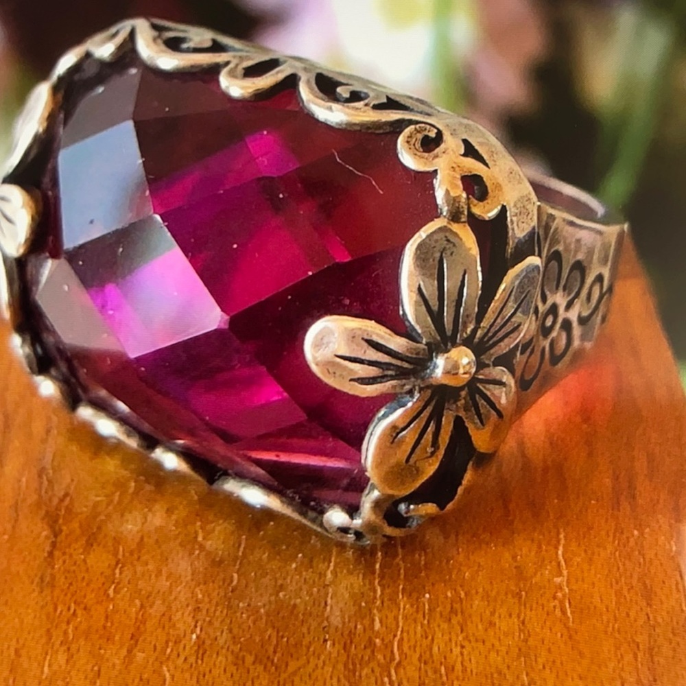 Silpada Flower Berylicipus Ring